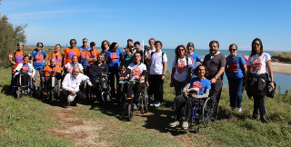 Ancona - Dieci viaggiatori disabili in tandem sui sentieri toccati da San Francesco